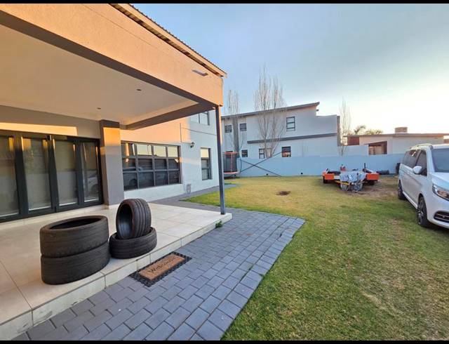 3 BEDROOM PROPERTY TO RENT IN STONERIDGE